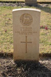 Ismailia War Memorial Cemetery - Lyburn, E